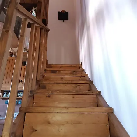 Traditional Thea Rhodes * Vati