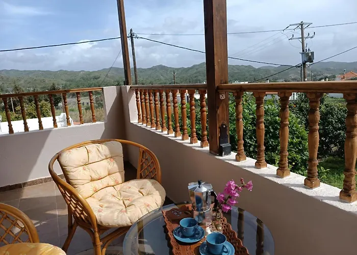 Traditional Thea Rhodes 公寓 Vati