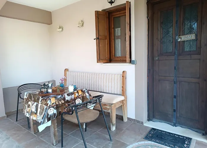 Traditional Thea Rhodes *