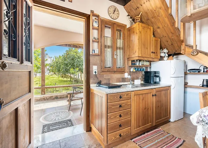 Traditional Thea Rhodes Apartamento *