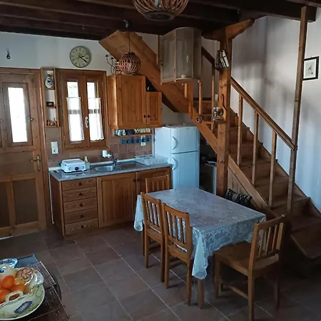 Traditional Thea Rhodes