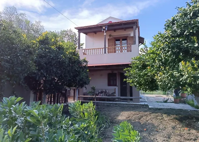 Traditional Thea Rhodes